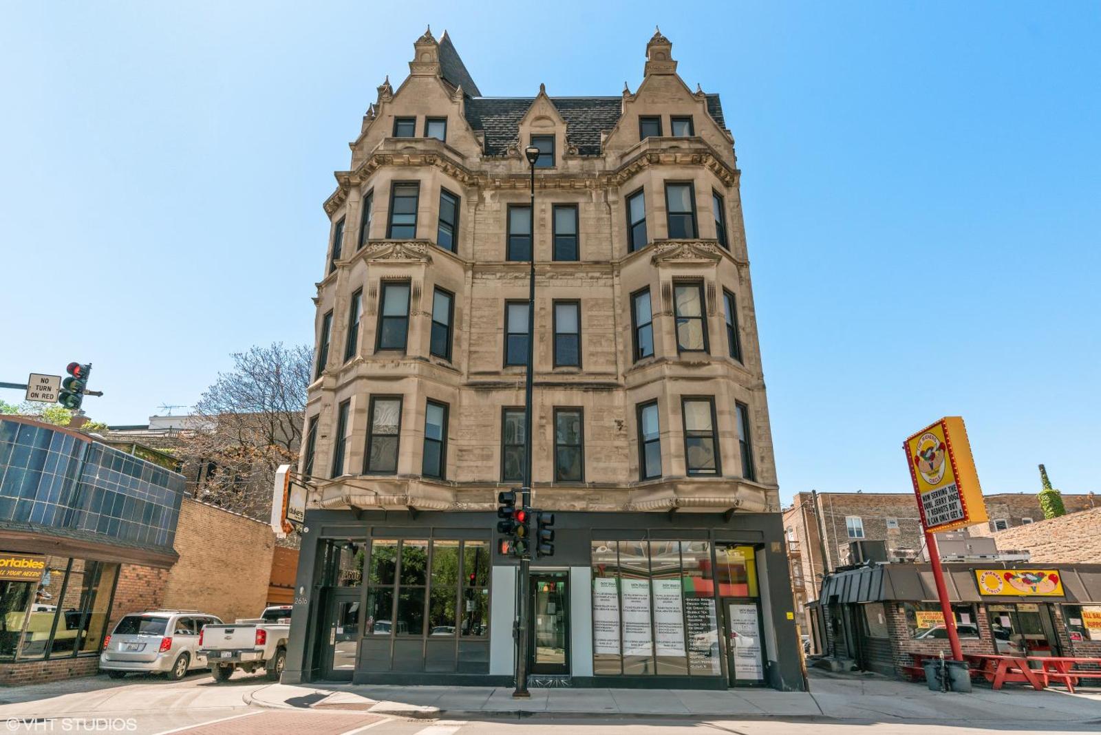 Brand New One Bedroom Suite in East Lincoln Park Main image 2
